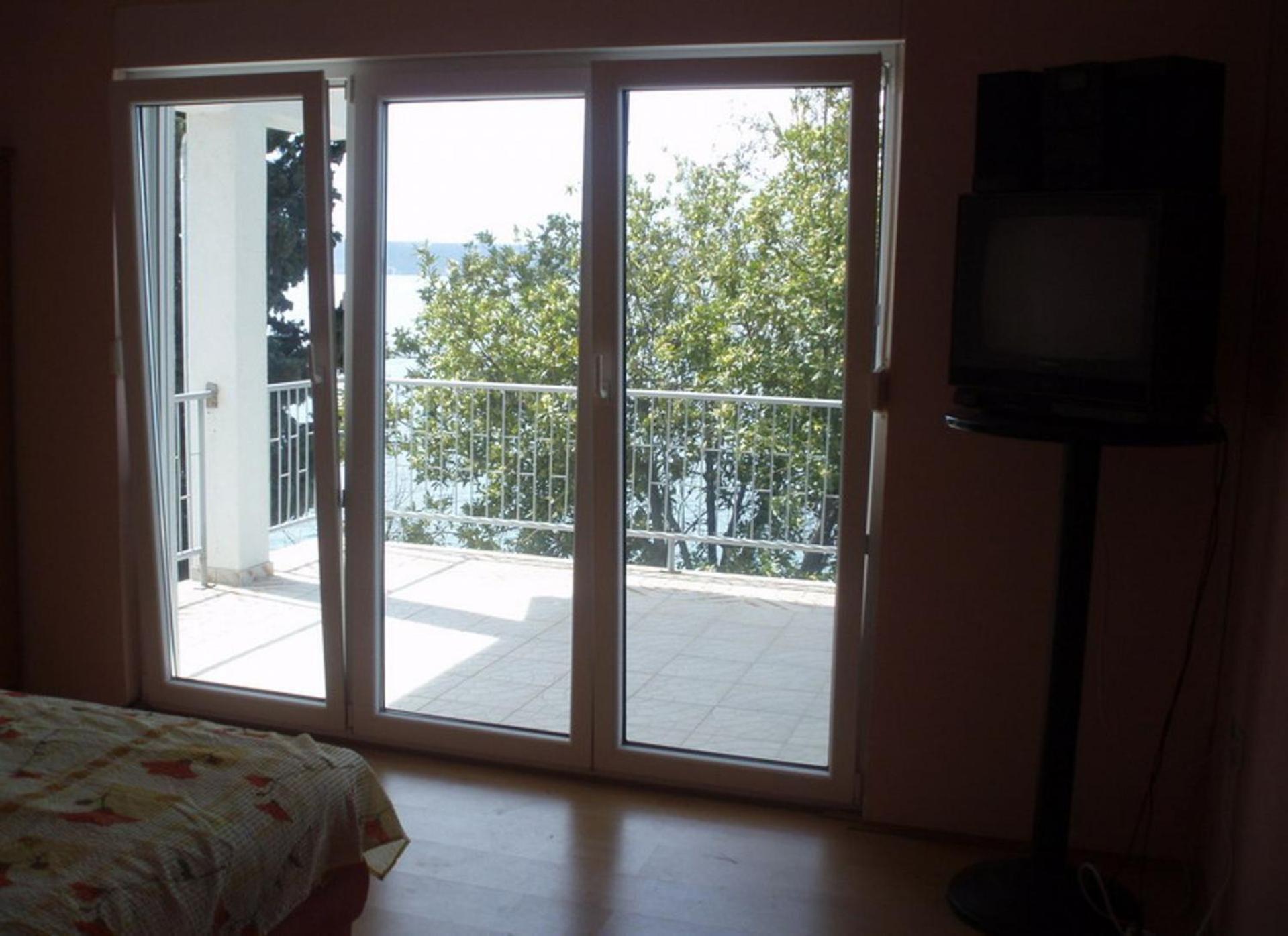Apartments Dubravko 马斯莱尼察 外观 照片